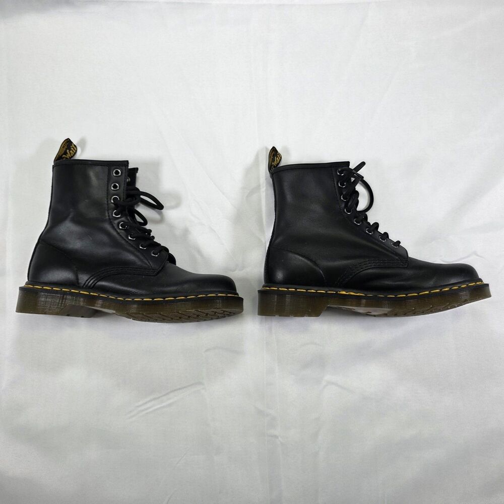 Dr. Martens 1460W Women's Black Leather 8-Eye Boot Size 7 US EU 38 AirWair.
